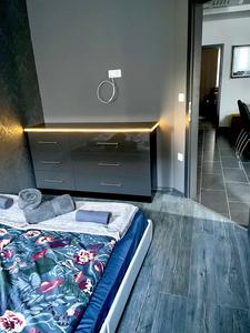 Black Apartman - 2. Hálószoba